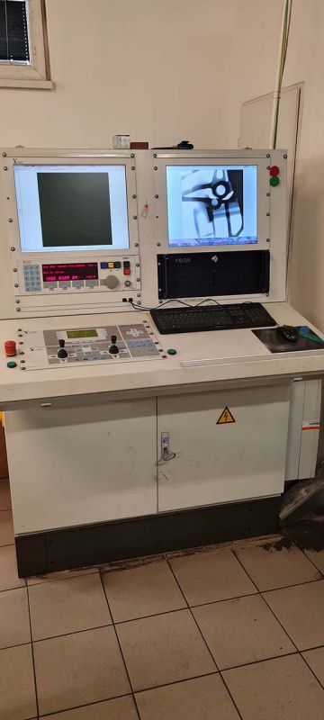 Máquina de rayos X Yxlon MU 2000 ZU2191, usada